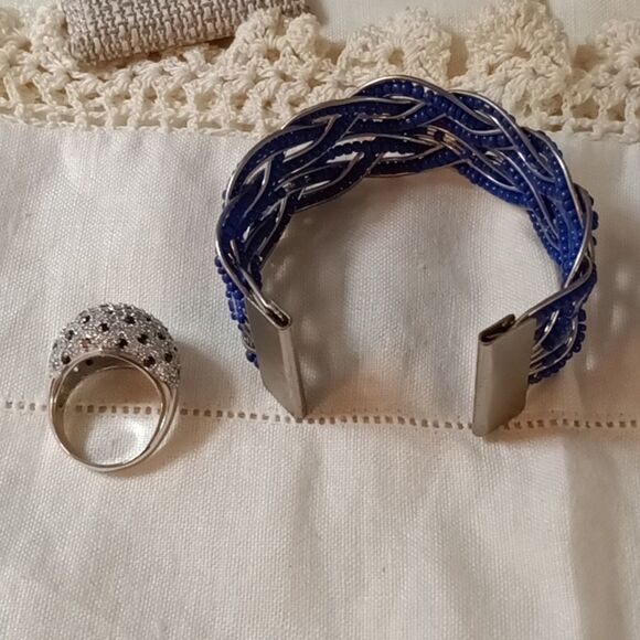Blue Bundle Ring Sz 9 Bracelet Adjustable - Picture 3 of 4